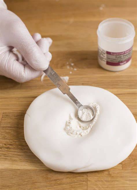 Tipp: Fondant mit CMC anreichern zur Stabilisierung
