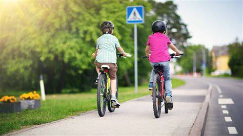 Tipp: Mit dem Baby „Fahrrad fahren“ gegen Blähungen