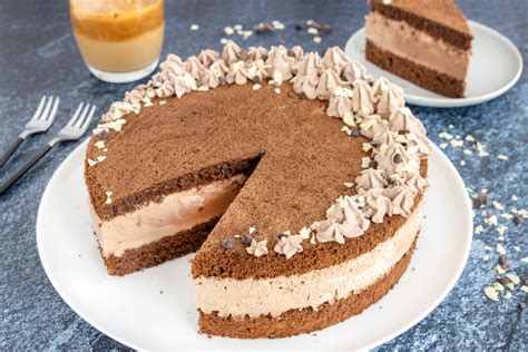 Tipps zur Herstellung einer Schoko Käse Sahne Torte als Infografik