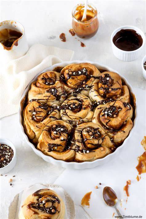 Toffee-Schnecken mit Karamell und Haselnüssen