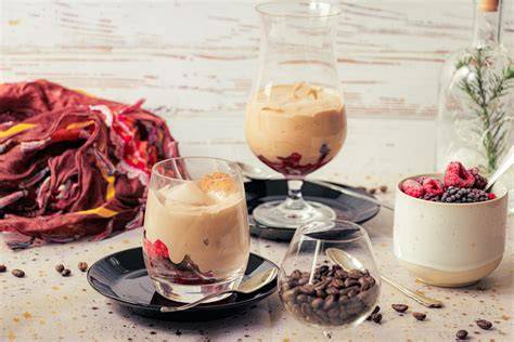 Tonkabohnencreme mit Beeren, Dekoideen