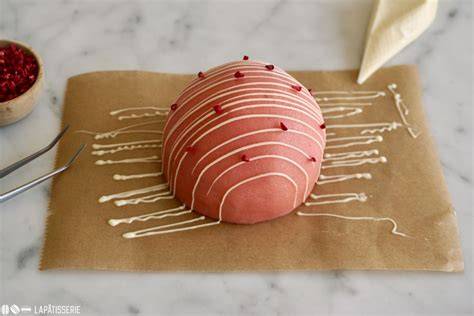 Tonkabohnenmousse aufspritzen