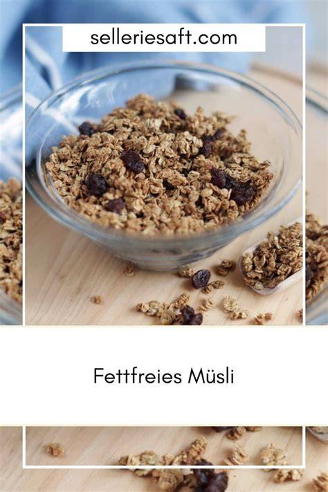 Toppings: gehackte Mandeln, Müsli, Ahornsirup