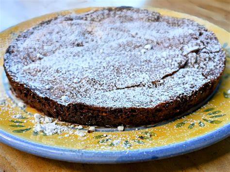 Torta Tenerina, knusprige Kruste und weiches Inneres