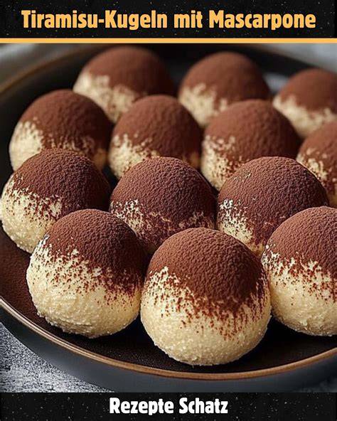 Trüffelmasse in Schüssel, Löffelbiskuits und Mascarpone