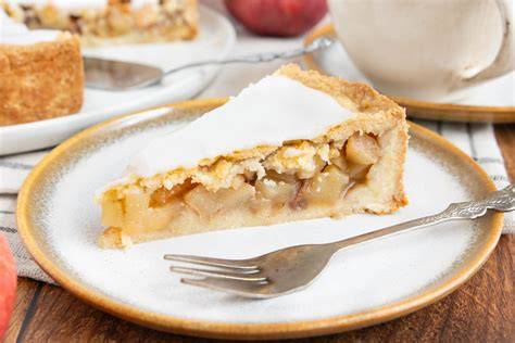 Traditioneller gedeckter Apfelkuchen