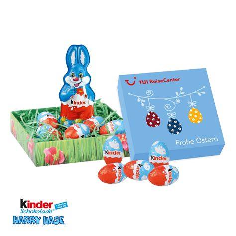 Traditionelles Osternest mit Kinder Schokolade Osterhase
