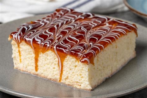 Trilece Kuchen tränken mit Milchmischung