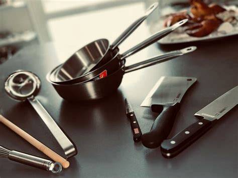 Utensilien für die Karamellherstellung