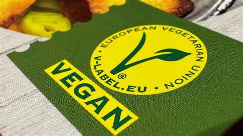V-Label und FSC-Label auf einer Produktverpackung