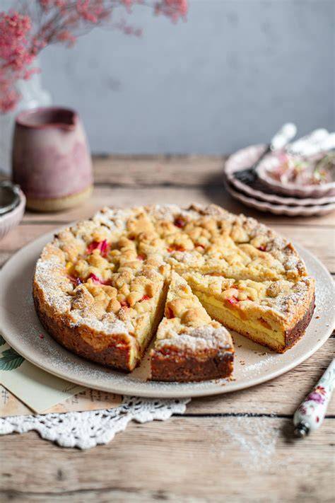 Vanillepudding zubereiten und mit Schmand verrühren