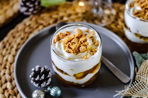 Vanillepudding-Zubereitung im Topf