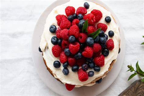 Variante: Sommerliche Beerentorte mit Schmand