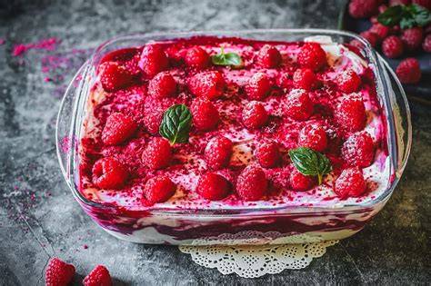 Varianten: Himbeer-, Beeren- und Mascarpone-Schichten