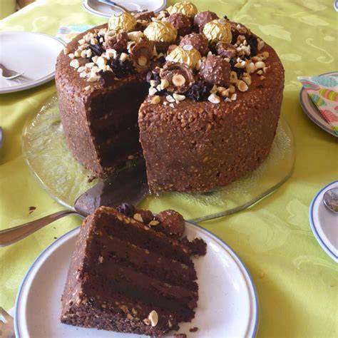 Varianten: Schoko-, Nuss- und Fruchttorten