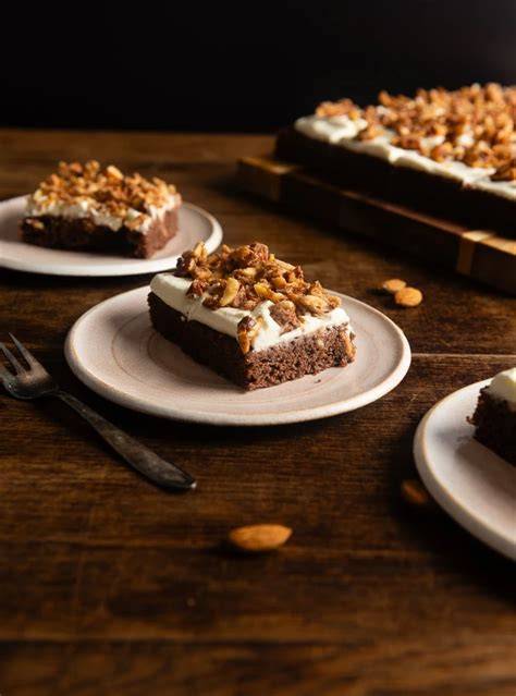 Varianten: Streusel, Mandeln und Schoko - drei Blechkuchen nebeneinander