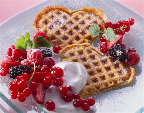 Variation: Schoko-Kokos-Waffeln mit Beeren