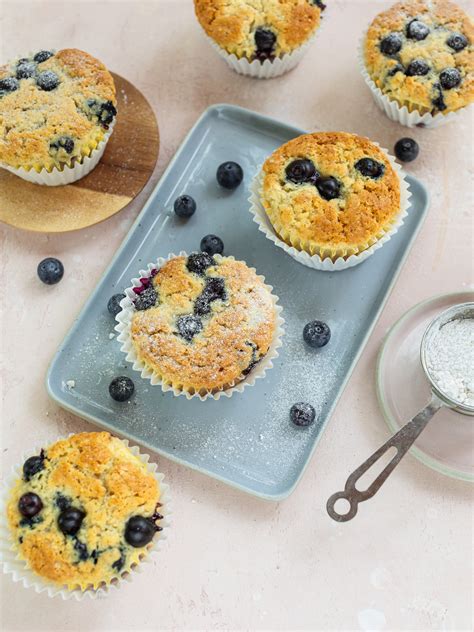 Variationen: Käsekuchen-Muffins mit Beeren