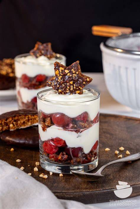 Variationen: Lebkuchen-Kirsch und Vanillekipferl-Blaubeer im Vergleich