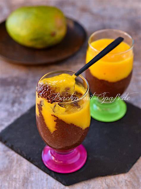 Variationen: Mango-Chia, Schoko-Chia, Beerenglas