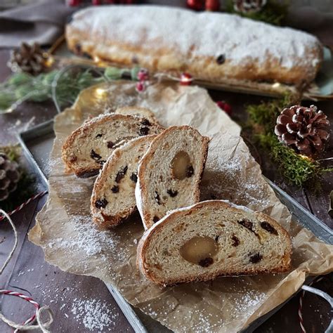 Variationen und Tipps: Marzipanstollen ohne Rosinen, mit Mandeln oder Cranberries