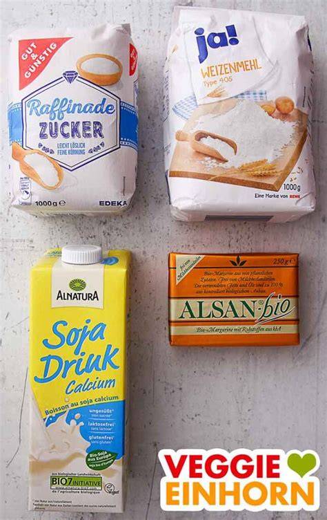 Vegane Backzutaten: Sojamilch, Apfelmus, Leinsamen und Margarine