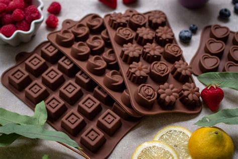Vegane Beerenküchlein in Silikonförmchen