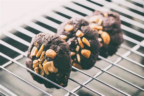 Vegane Cannabis Kekse frisch aus dem Ofen