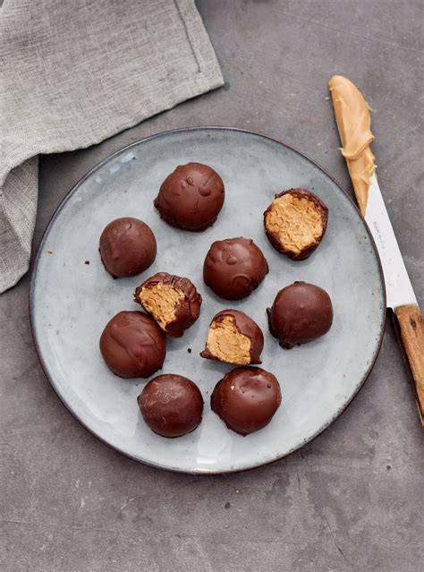 Vegane Erdnussbutter-Pralinen