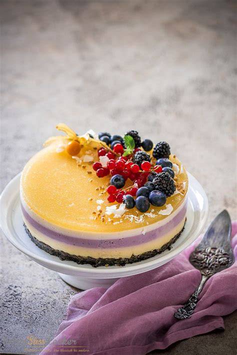 Vegane Fruchttorte mit Kokosboden