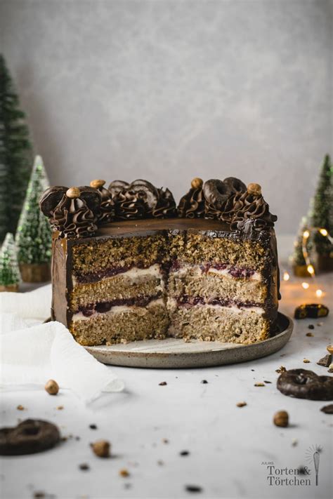 Vegane Lebkuchen Torte mit Kokosmilch und Mandelmus