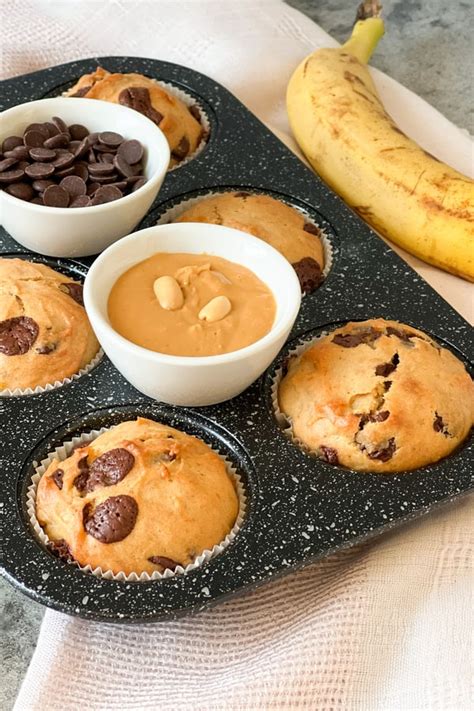 Vegane Protein-Muffins mit Bananen und Schokodrops