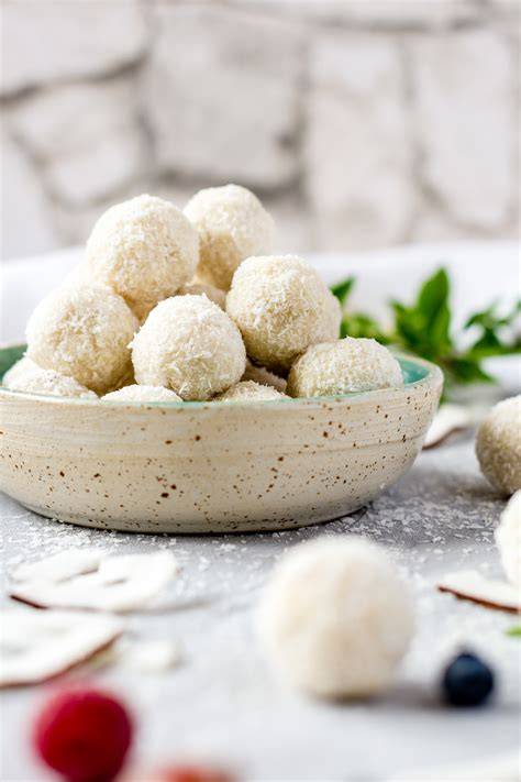 Vegane Raffaello-Pralinen vorbereiten
