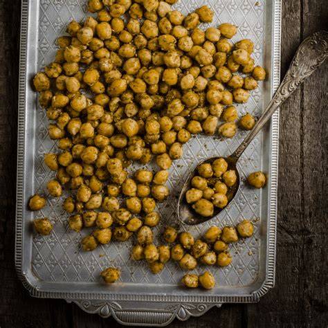 Vegane Schokoladendrops und Gewürze