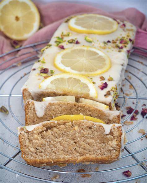 Veganer Zitronenkuchen mit Soja-Skyr