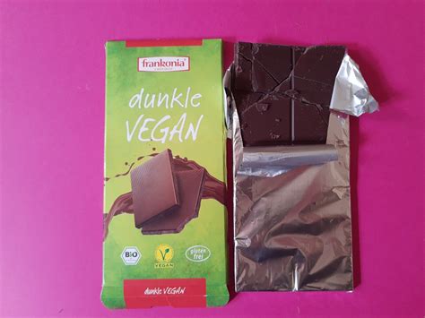Vergleich: Dunkle, vegane, diabetikerfreundliche Schokolade