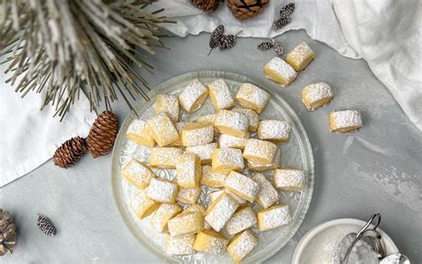 Vergleich: klassische Butter-Traumstücke und Low-Fat-Apfelmus-Kekse