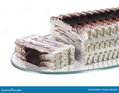 Vergleich Viennetta mit herkömmlichen Eisdesserts