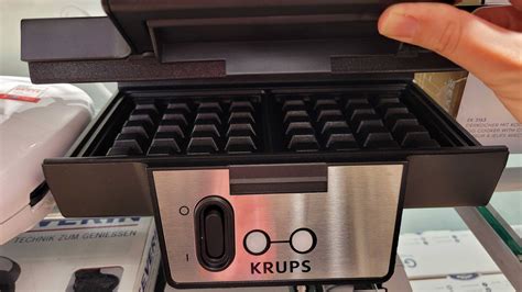 Vergleich verschiedener Waffeleisen: Belgische Waffel, Herzwaffel, klassische Waffel
