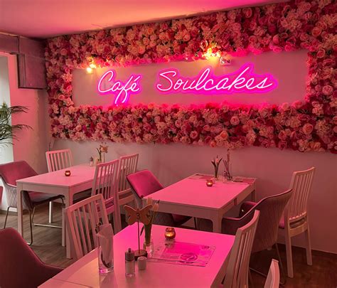 Vergleich von Tortenläden in Ingolstadt: Design Torten Dewald, Café Soulcakes und MA CHÉRIE AMELIE
