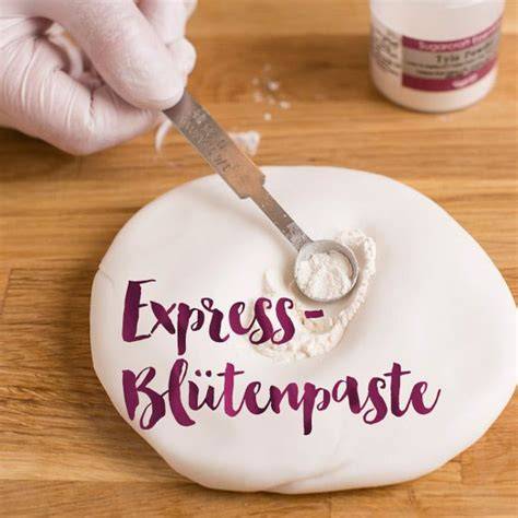 Vergleichstabelle: Fondant, Express Blütenpaste, Blütenpaste