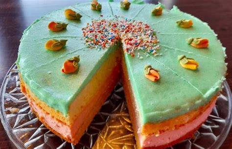 Veronika Klagge dekoriert Aschenbrödel-Torte