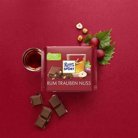 Verpackung und Tafeldesign Rum Trauben Nuss