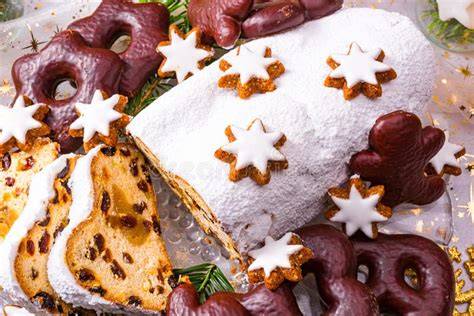 Versand und Präsentation: Geschenkpakete mit Lebkuchen, Stollen, Pralinen
