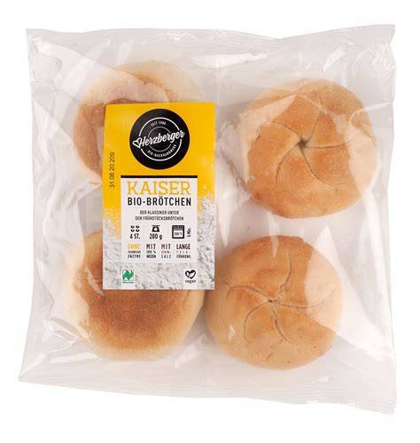 Verschiedene Aufbackbrötchen aus dem Supermarkt