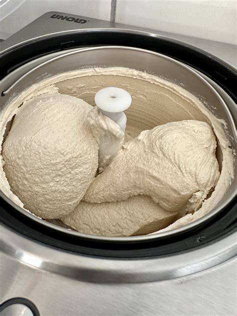 Verschiedene Eissorten, hergestellt mit der Silvercrest Eismaschine