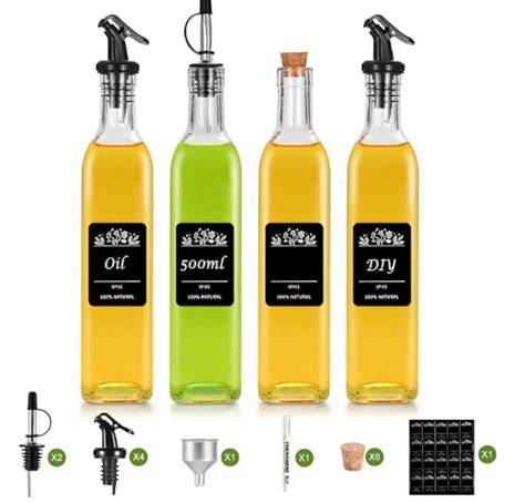 Verschiedene Essig- und Ölflaschen für Salatdressings