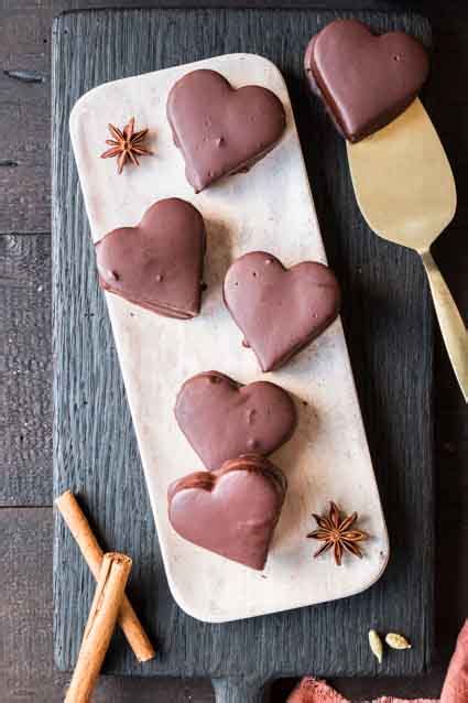 Verschiedene Formen: Printen, Lebkuchenherzen und Elisenlebkuchen