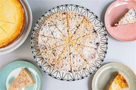Verschiedene Glasurarten auf Kuchen - Schema und Anwendungsbeispiele