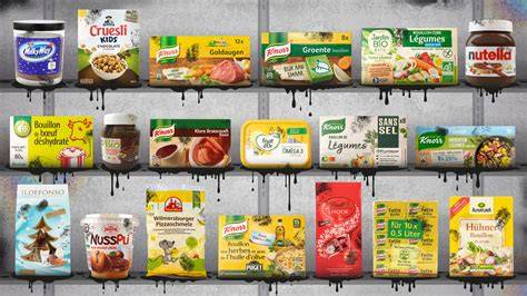 Verschiedene Kekspackungen aus Supermarktregalen